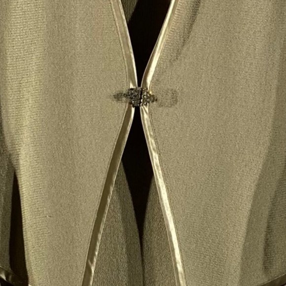 El Ana - Jacket and Dress - Picture 9 of 11